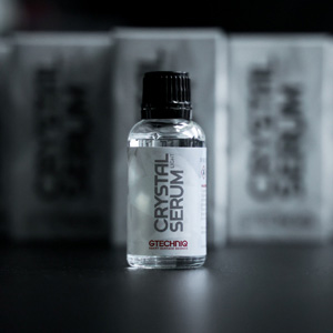 Gtechniq – CSL Crystal Serum Light – Ceramic Coating, Protect Your Paint, Add Gloss, Resist Swirls, Repel Contaminants, Ultra-Durable, High-Gloss, Slick Feeling, Resists Chemicals (50 milliliters)